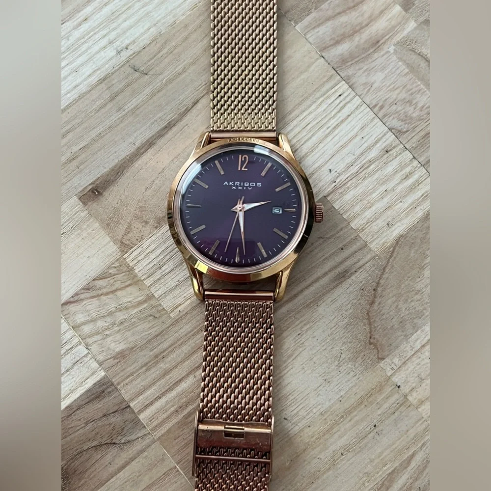 AKRIBOS XXIV Ladies Watch Rose Gold Mesh Bracelet Purple Dial Date Window